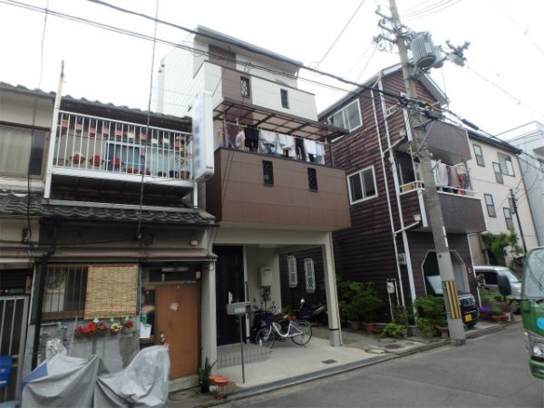 堺市堺区にて外壁塗装と屋根塗装と防水工事で感謝くださったお声