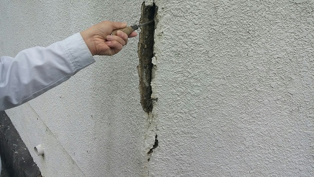富田林市のお客様の塀左官工事が本日始まりました！ご参照下さい
