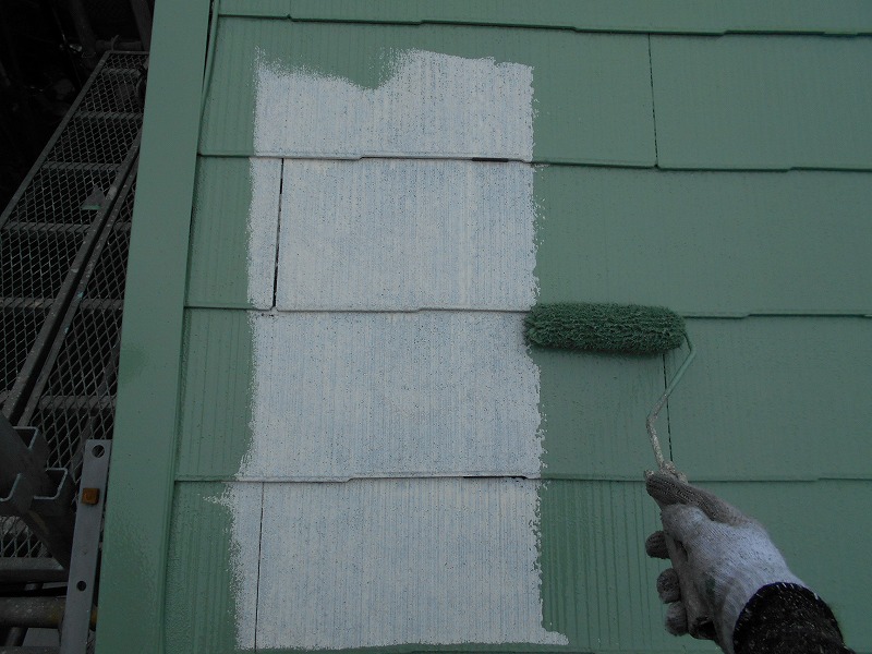 羽曳野市のお客様宅の屋根遮熱塗装の様子を工程と共にご紹介します