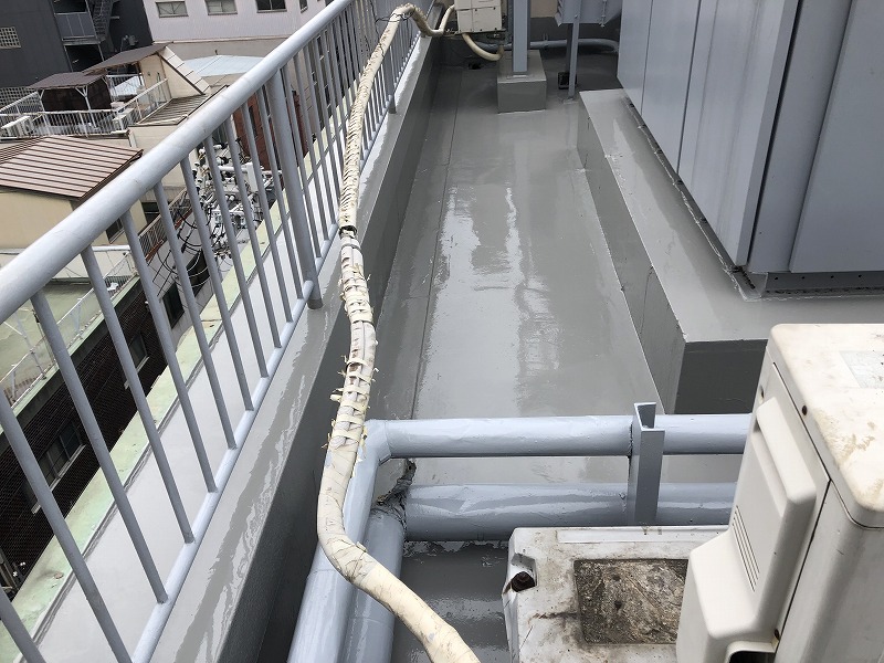 和泉市のビルにて、ウレタン防水による屋上防水を実施