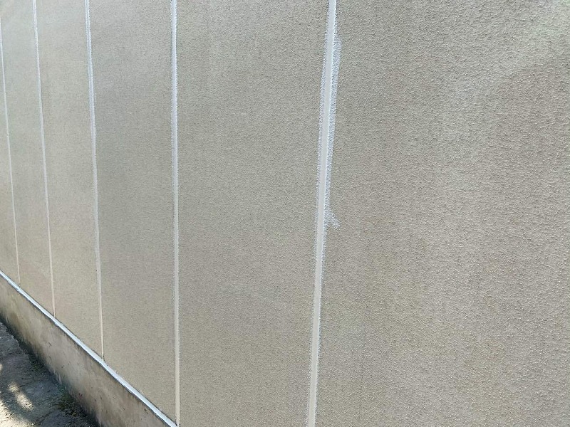 東大阪市の外壁修理【大きなひび割れはVカット補修にて修理】
