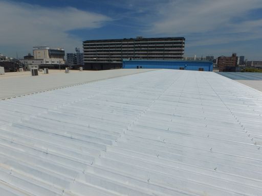 平野区にて工場の折板屋根を遮熱塗料アレスクールで塗装しました