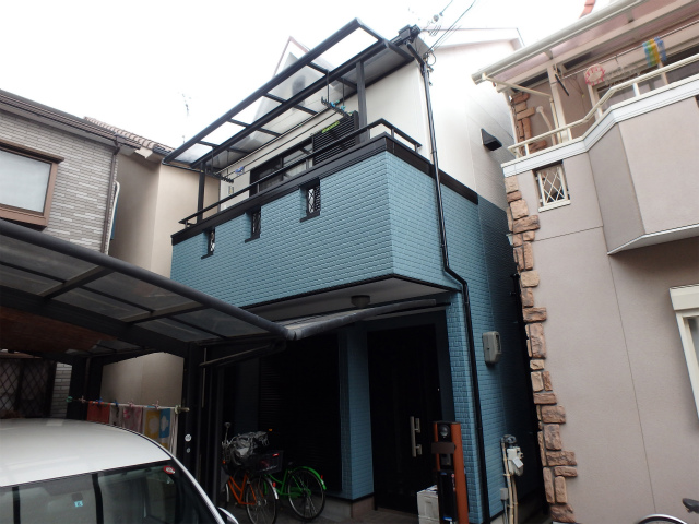 八尾市にて築18年 窯業サイディングの外壁塗装と屋根塗装
